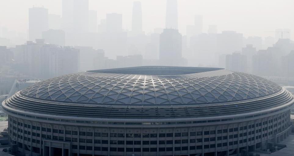 北京首座国际标准专业足球场“新工体”落成